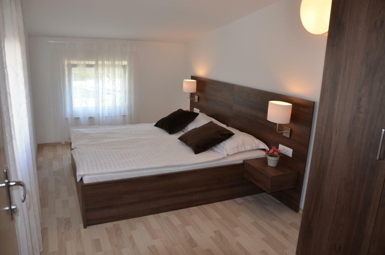 Apartments Mango II Baška Buitenkant foto