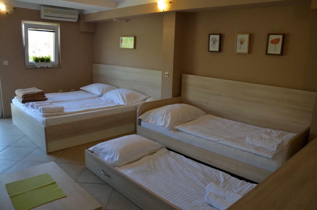Apartments Mango II Baška Buitenkant foto